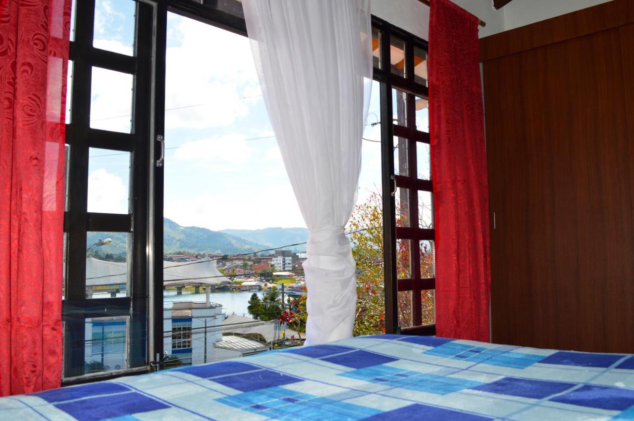 Balcones De La Casona Hotel Guatape Exterior photo
