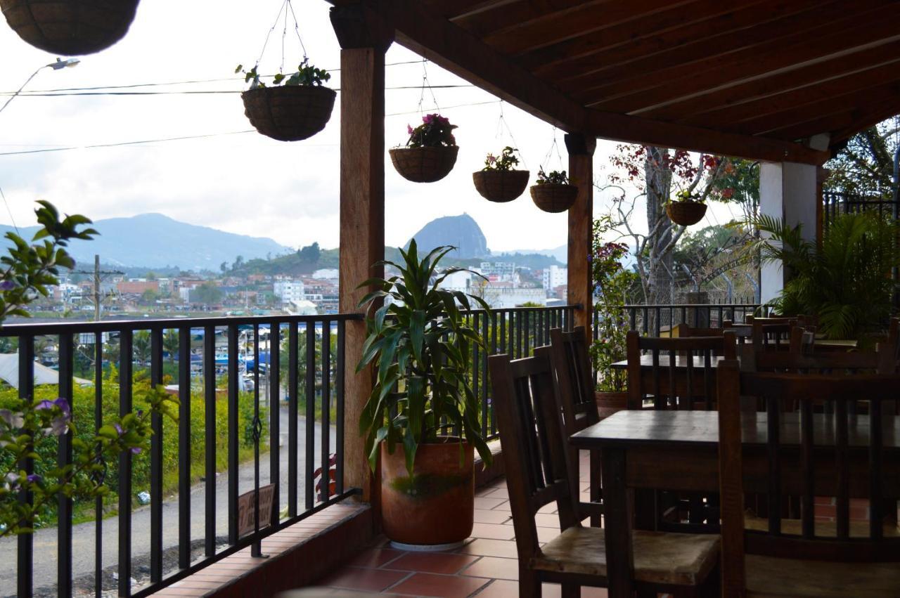 Balcones De La Casona Hotel Guatape Exterior photo